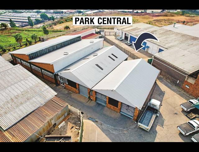 1,323M² BUILDING FOR SALE IN PARK CENTRAL